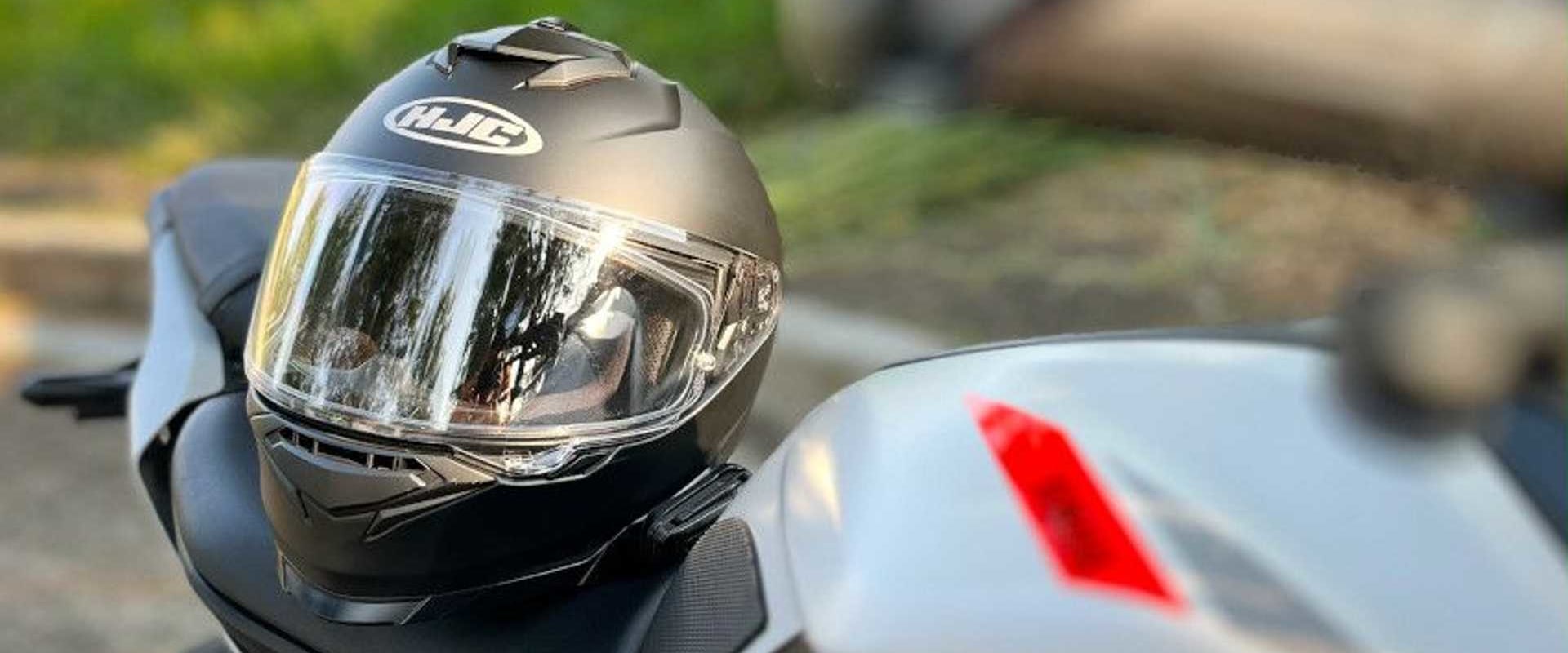 Is it Worth Investing in a High-End Helmet?